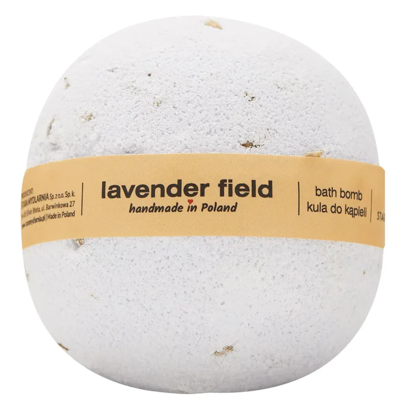 Stara Mydlarnia Lavender Bath Bomb
The effervescent lavender bath salt from Stara Mydlarnia's (200 g) is enriched with sweet almond oil, avocado oil and lavender petals, leaving your skin clean, hydrated and fragrant.
Clean bodycare | Eco-friendly | Vegan
For: Women | Men | Unisex
Size: 200 g