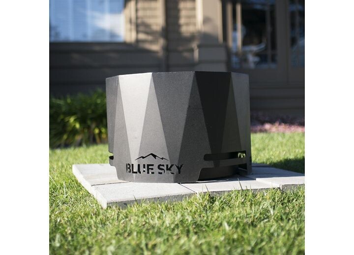 PATIO FIRE PIT WITH SPARK SCREEN AND POKER