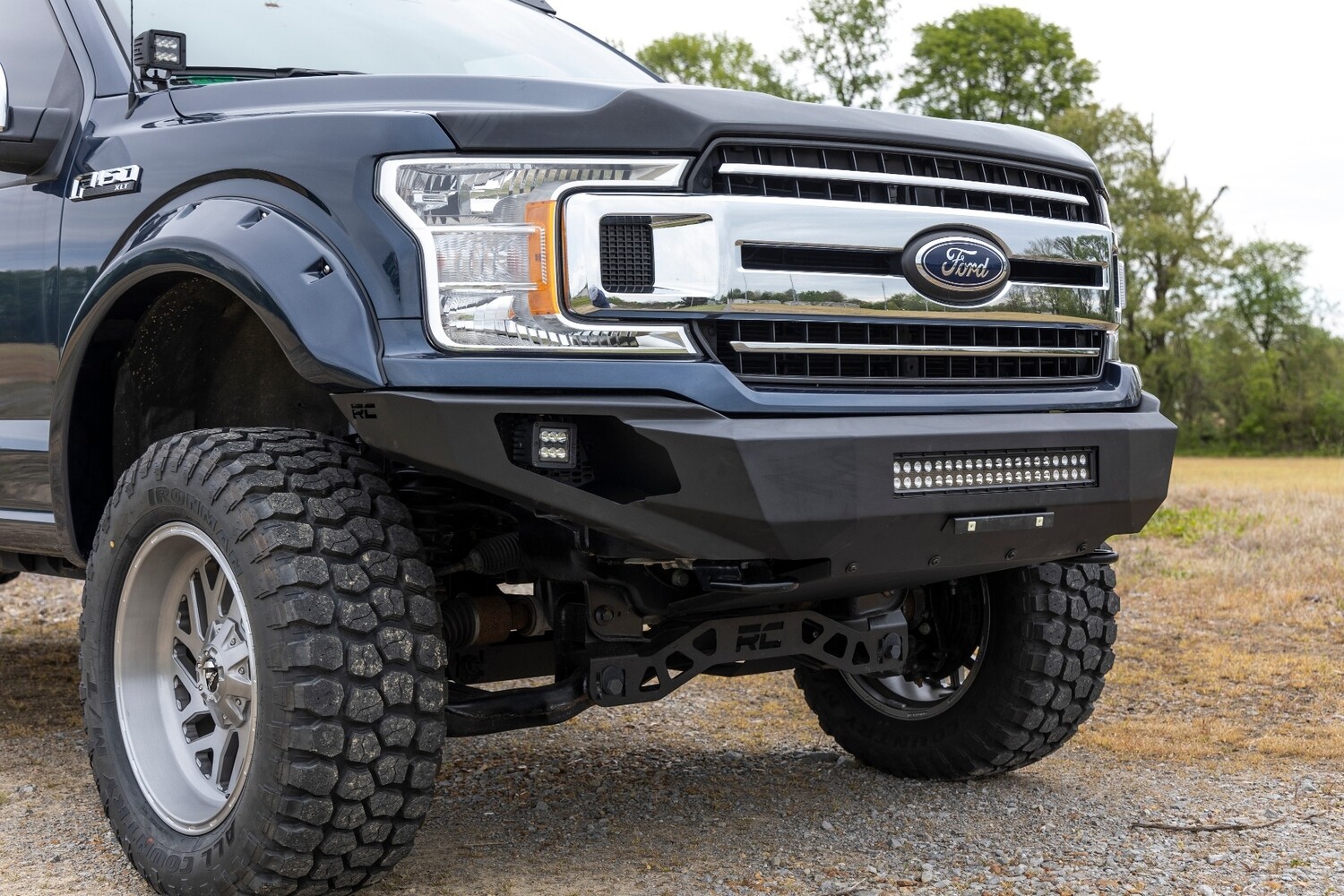 Rough Country Front Bumper High Clearance | Skid Plate | Ford F-150 (18-20)