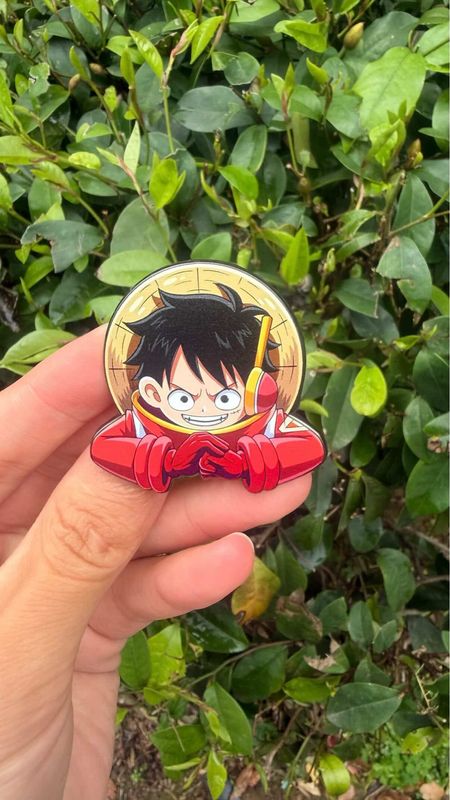 Egghead Pin