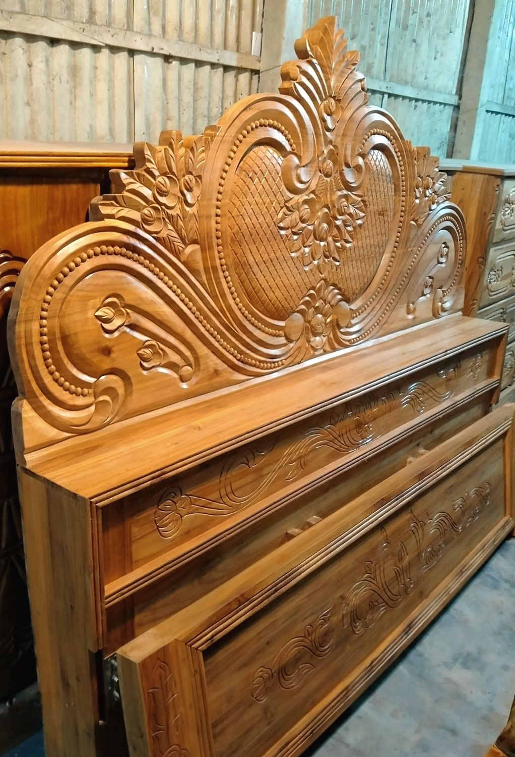 Semi Box Bed 6/7