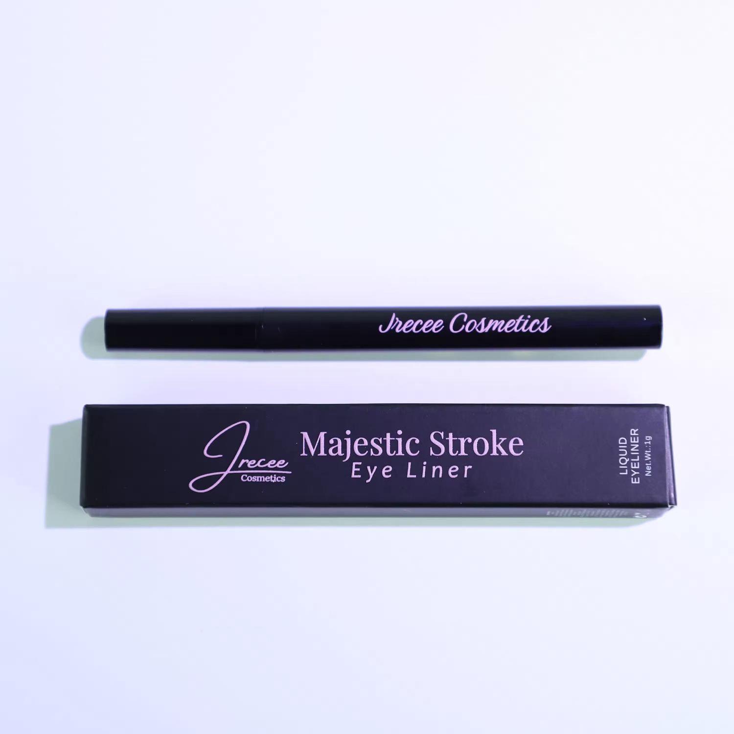 Majestic Stroke Eye Liner