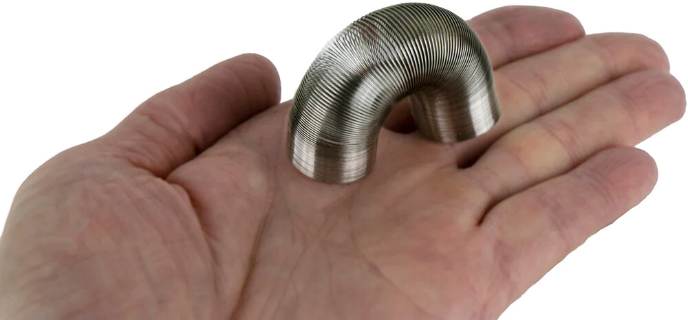 World&#39;s Smallest - Slinky