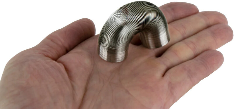 World&#39;s Smallest - Slinky