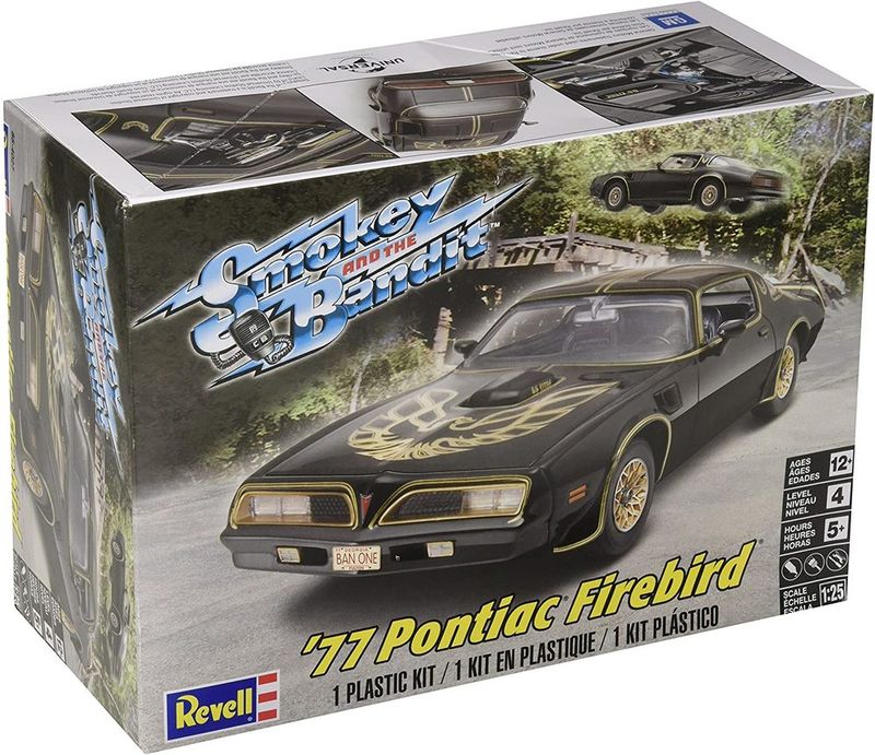 Revell - 1977 Pontiac Firebird - Smokey and the Bandit