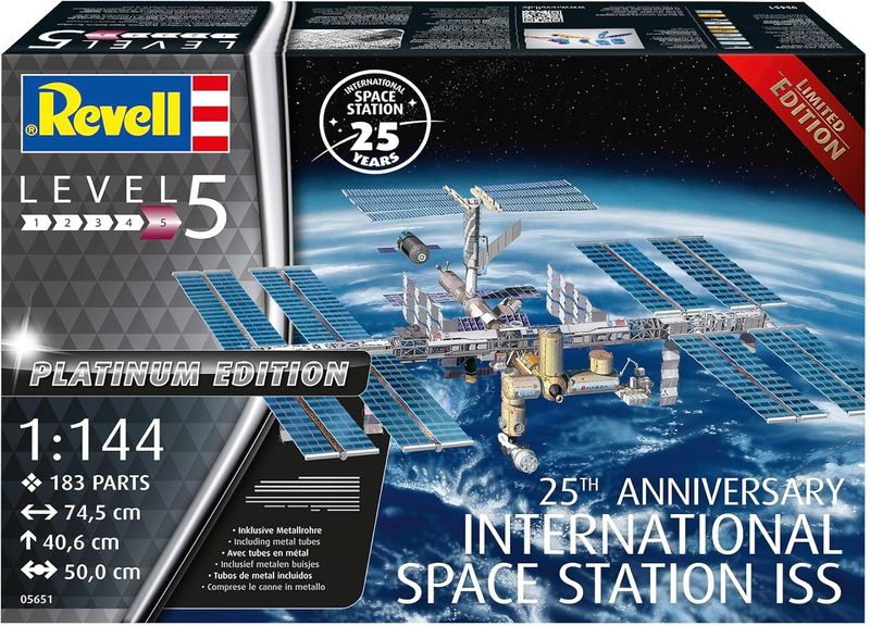 Revell - 1/144 International Space Station Platinum LTD ED 25th Anniversary