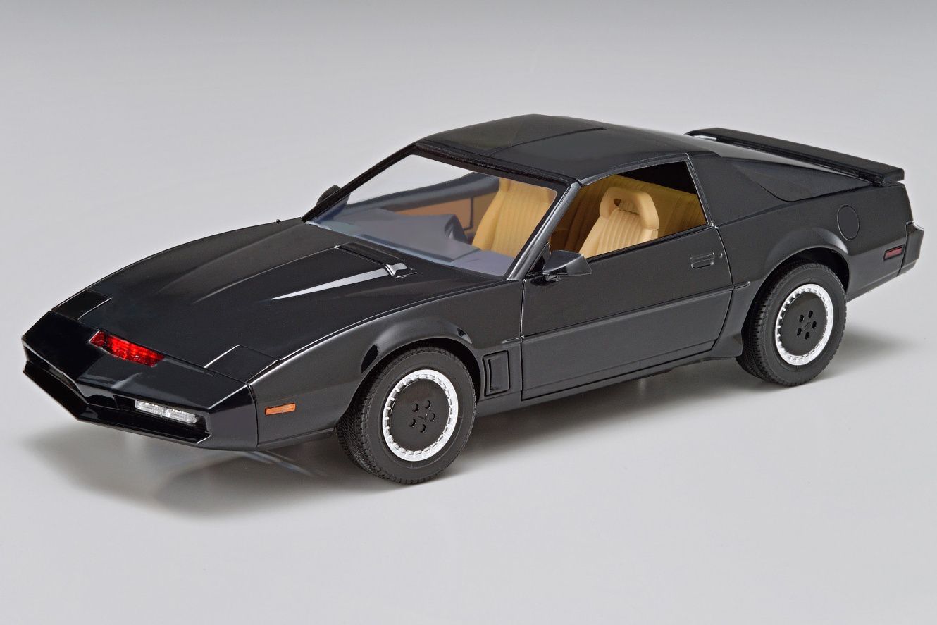 Aoshima - 1/24 Knight Rider Knight 2000 K.I.T.T. Season IV Scanner &amp; Sound Unit