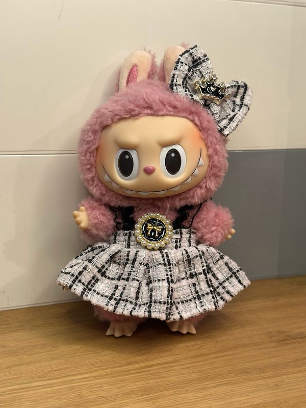 Labubu Fashion - Posh Plaid