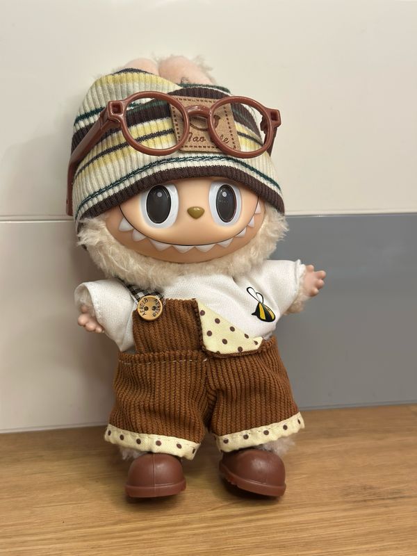 Labubu Fashion - &quot;Bee&quot; Kind
