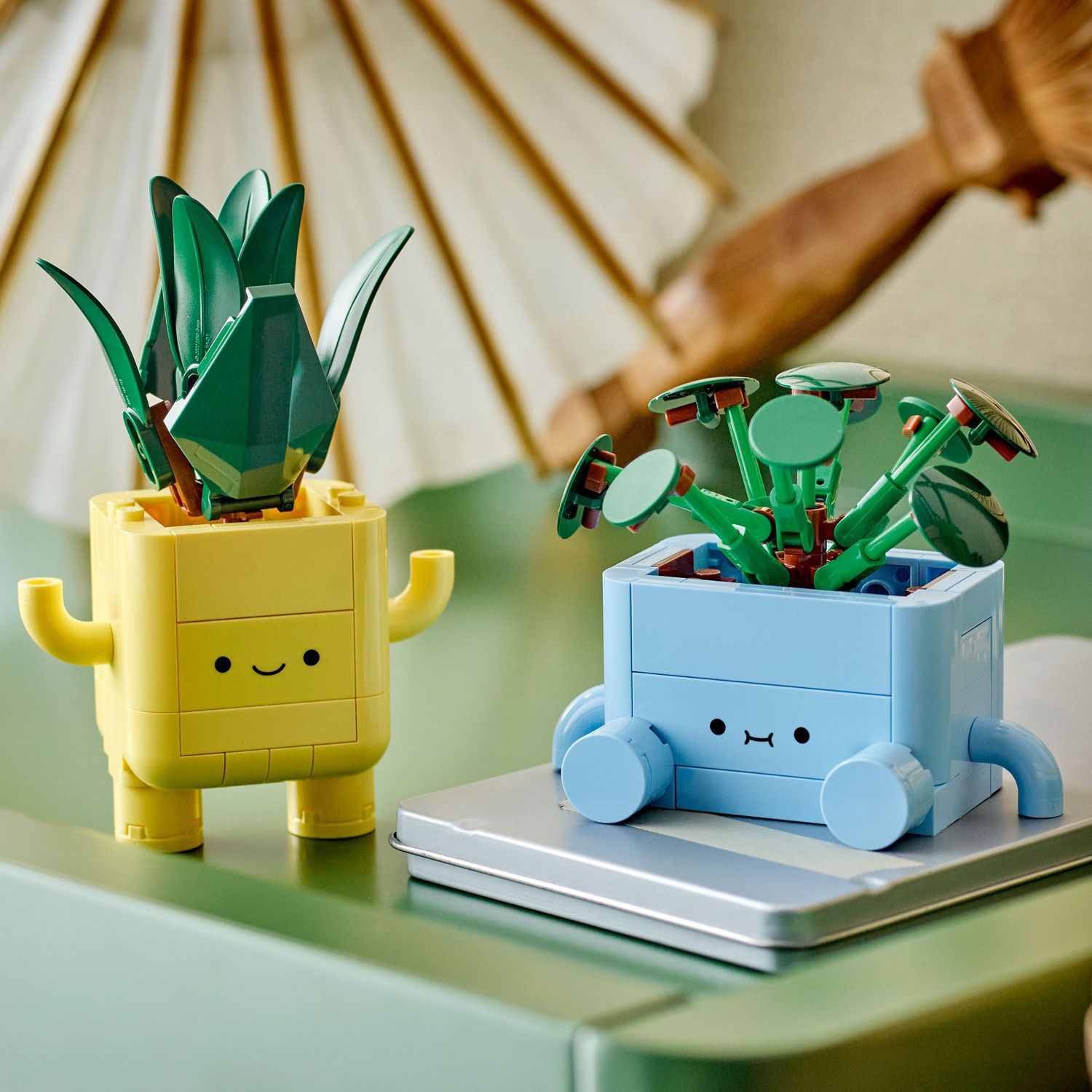 LEGO® BOTANICALS - Happy Plants