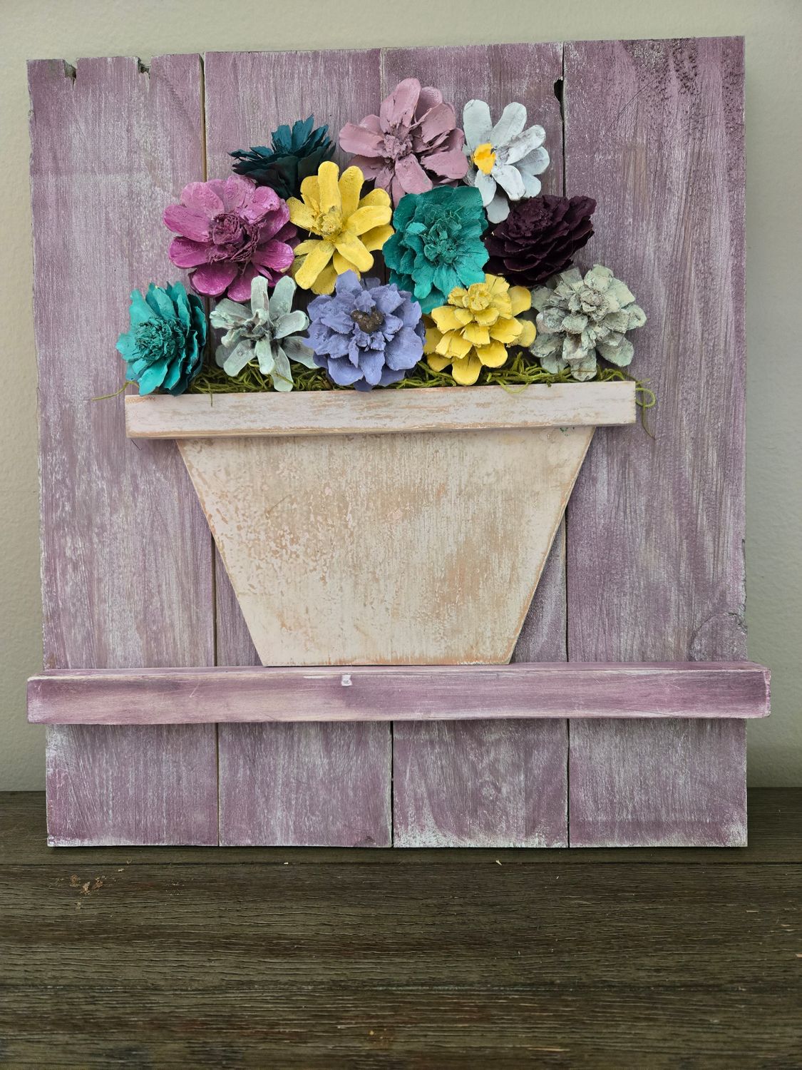 Pinecone flowers pot