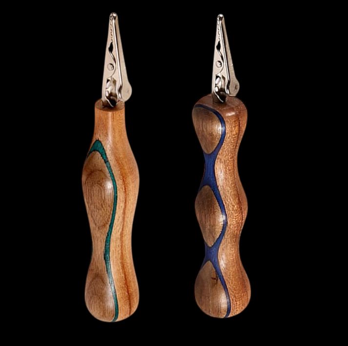 Curvy Wood Handle Memo Clip | 5.5" | Styles Vary