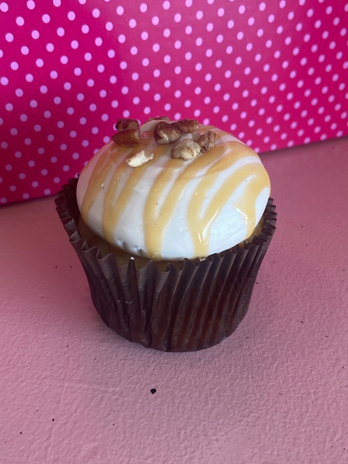 Caramel Vanilla Cream Cupcake - Sunday