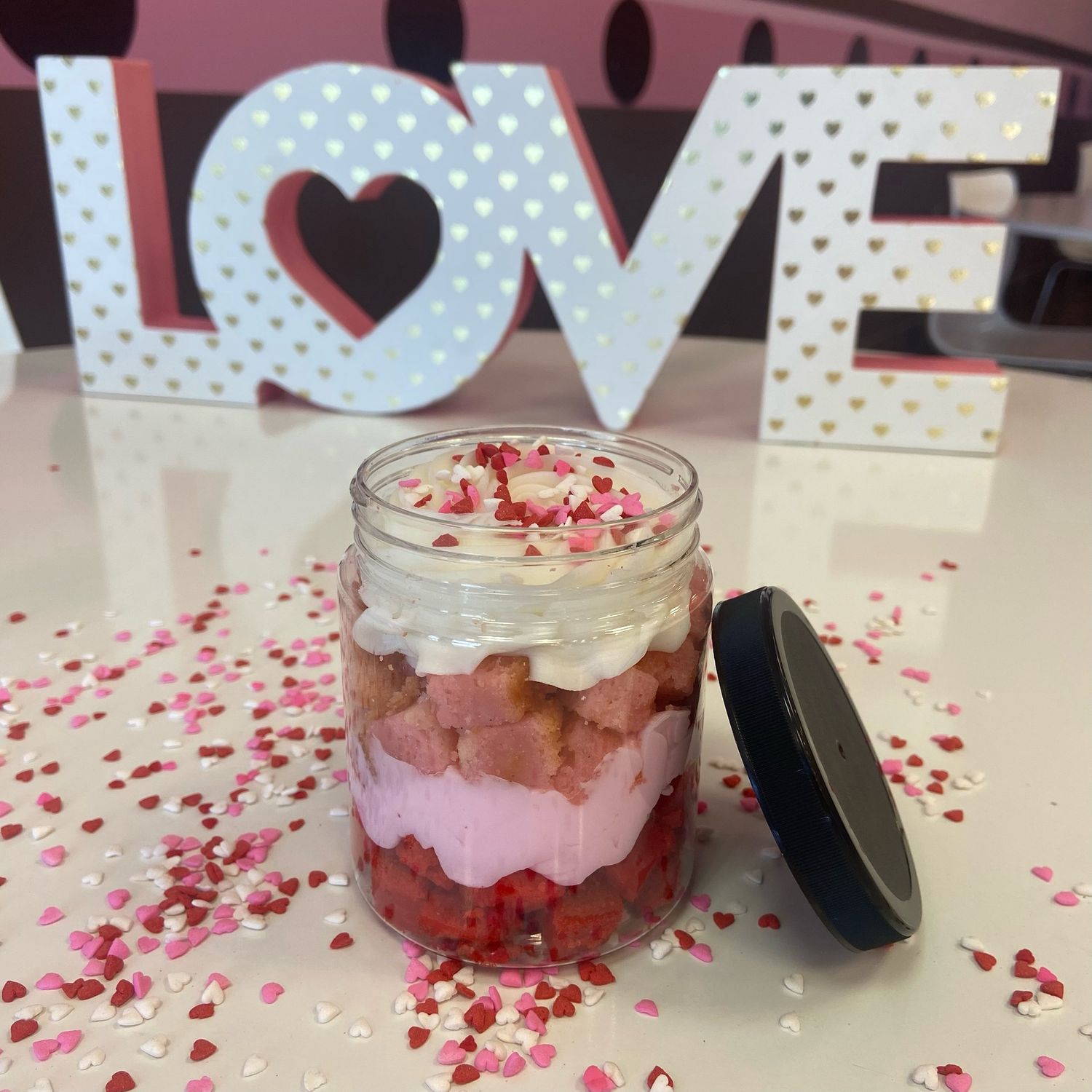 Valentine&#39;s Day Cupcake Jar - Valentine Vanilla
