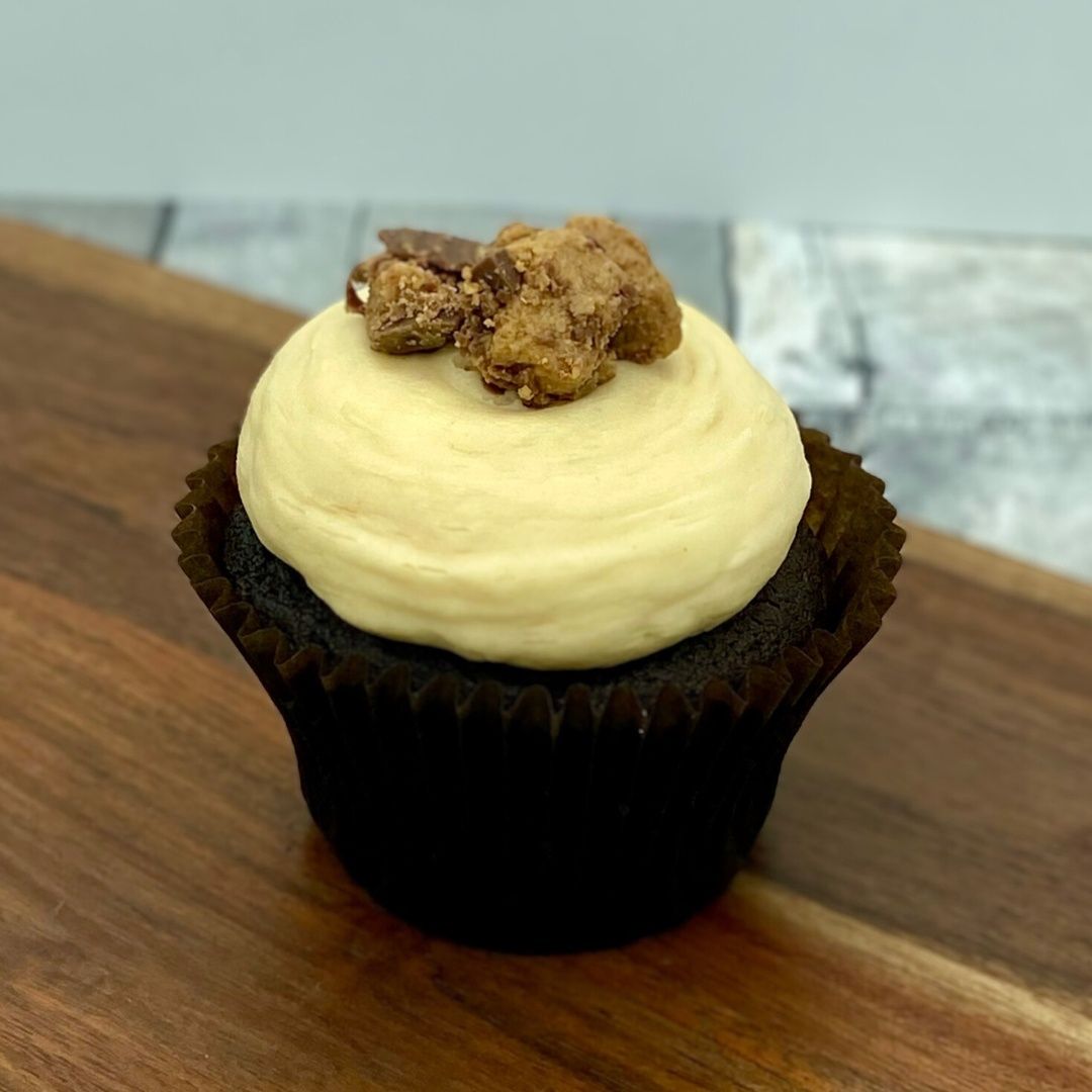 Peanut Butter Cup Cupcake