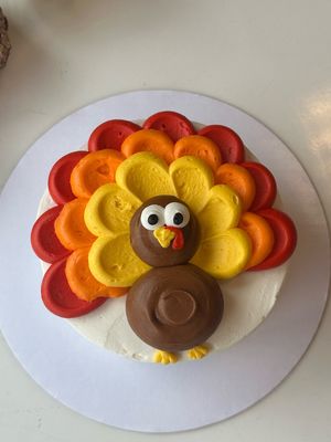 Cute Thanksgiving Turkey Cake