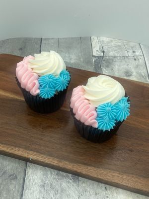 Gender Reveal Cupcake
