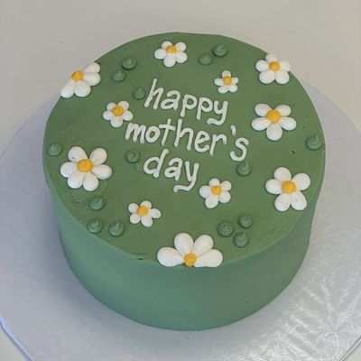 Happy Mother's Day Daisy Cake