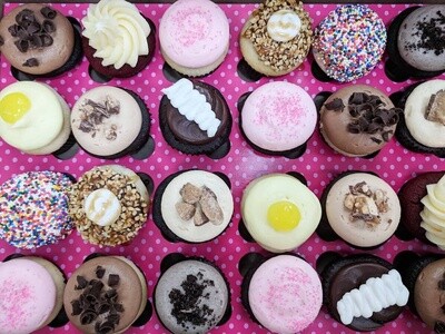 Mini Cupcakes - Dozen