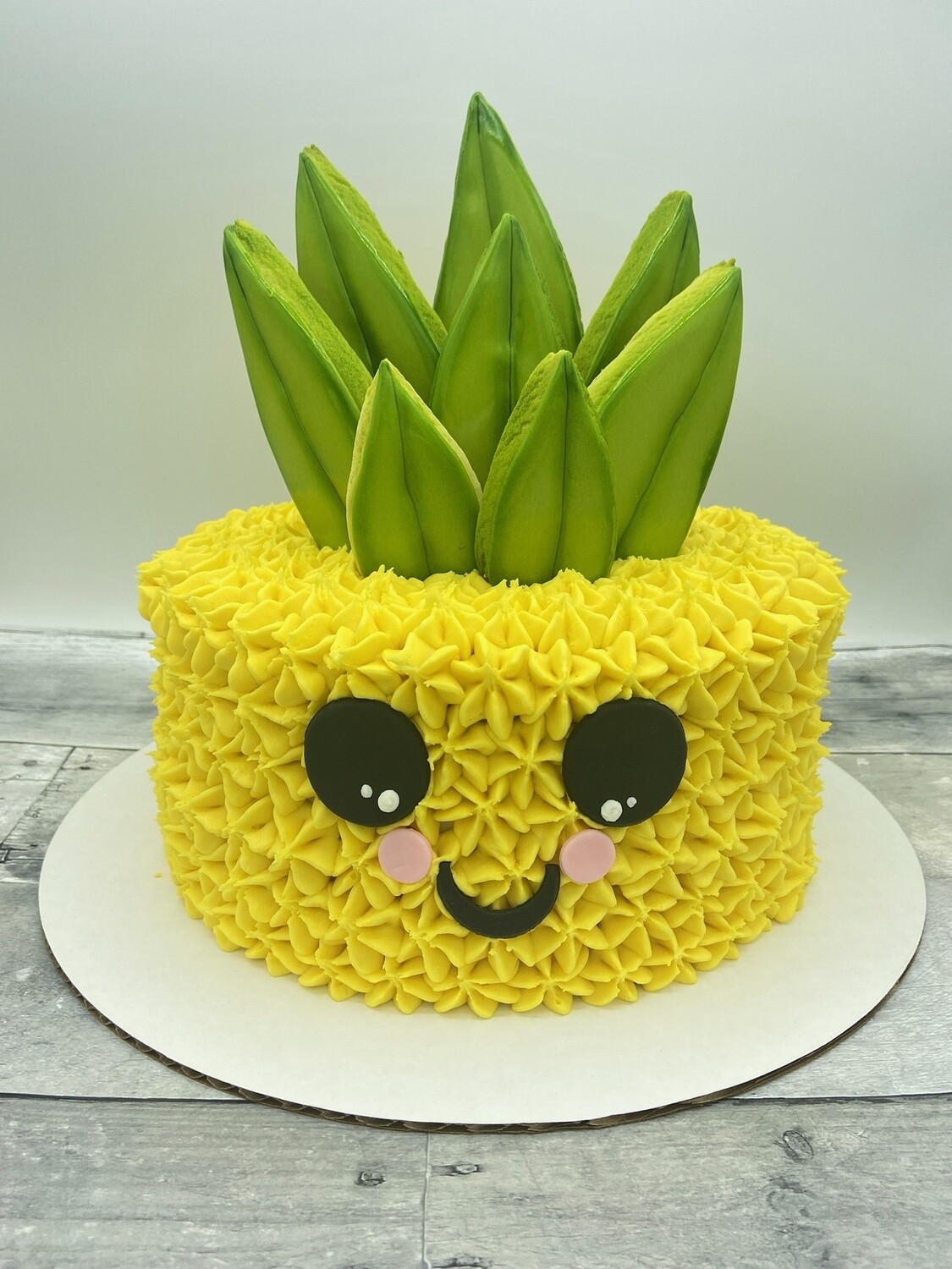 Pineapple Smiley Face Cake
