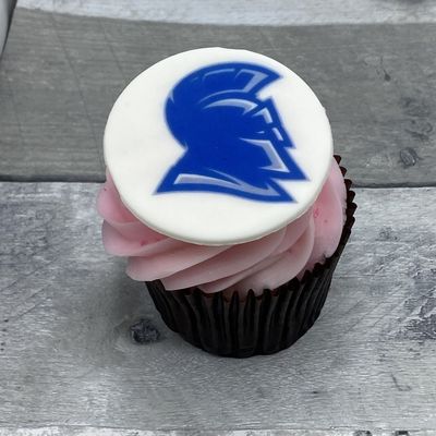 Graduation Cupcake with School Logo
