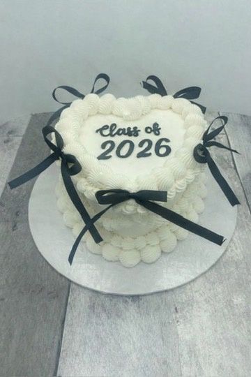 Graduation Heart Cake with Bows