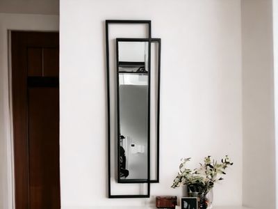 Geminis Espejo Medida 50x170 cm Vertical
Acabado en color negro satinado