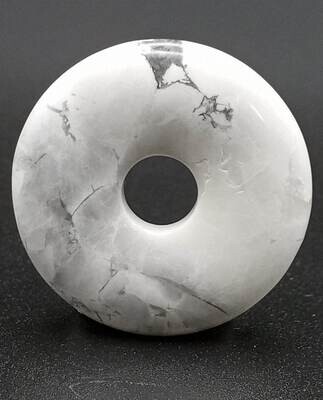 HOWLITE