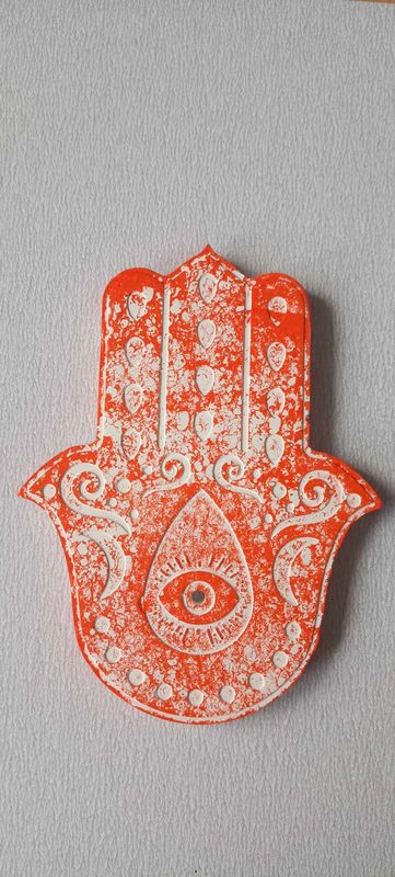 Main de Fatma orange