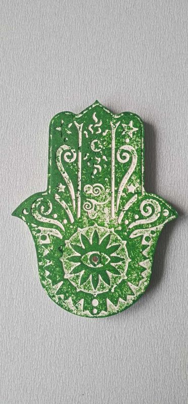 Main de Fatma verte