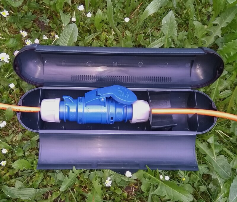 Camping + Gartenkabelbox, Spritzwassergeschützt + abschliessbar inkl. Schloss nur 19.90.-