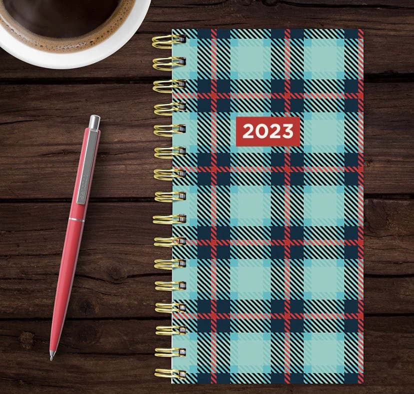 2023 Trendy Plaid Small Weekly Monthly Planner