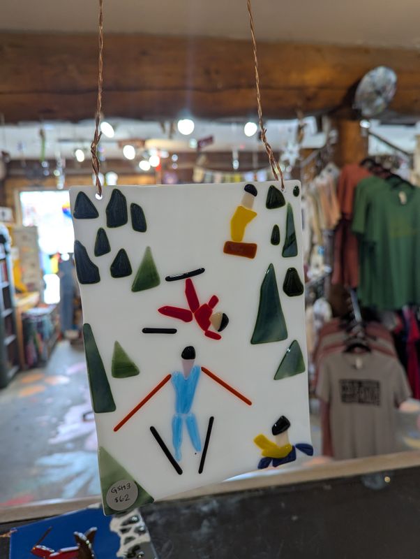 Laura&#39;s Glass Ski Art