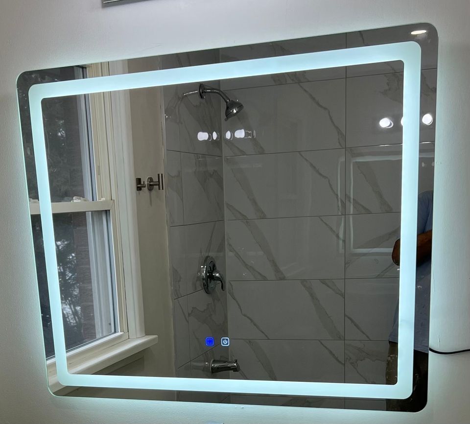 LED Mirror, Three Color Lighting, Dimming, Anti-Fog