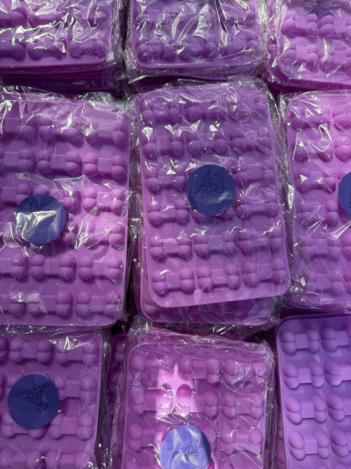 Bone Shaped Moulds - Freezer &amp; Oven Safe