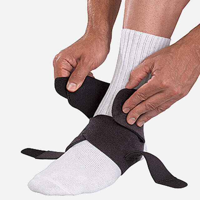 Mueller Adjustable Ankle Support - - Yurek Pharmacy, Home Healthcare and  Mobility