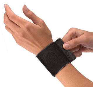 Mueller Elastic Wrist Support