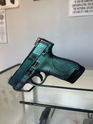 SMITH &amp; WESSON M&amp;P SHIELD 9MM