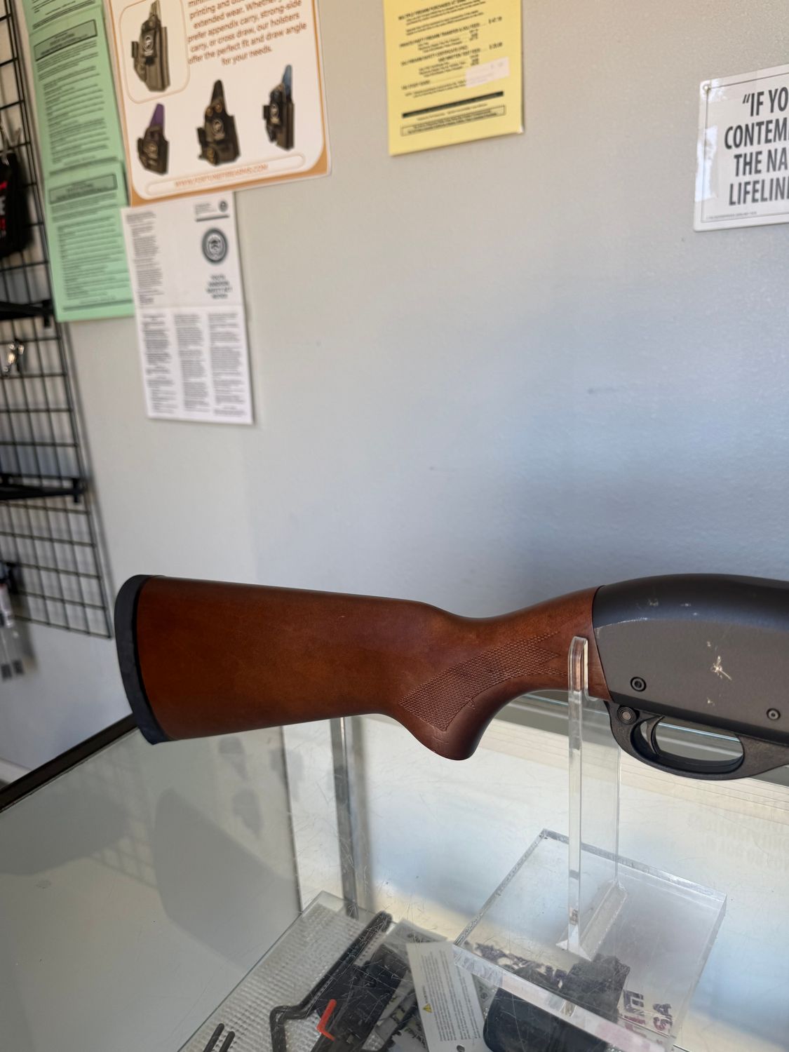 REMINGTON 870 12 GAUGE SHOTGUN
