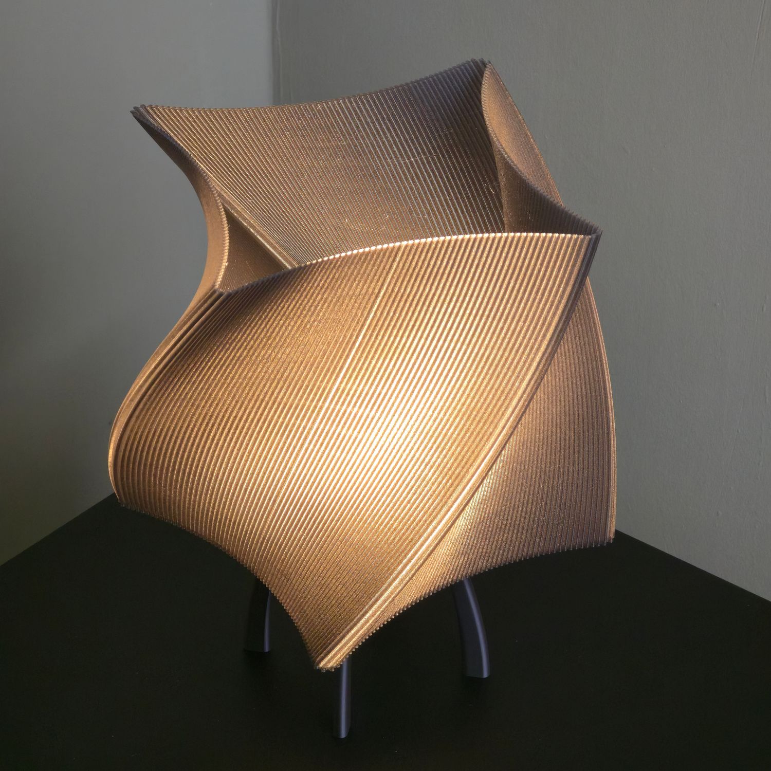 Lysa Table Lamp