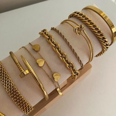 Bracelets/Bangles