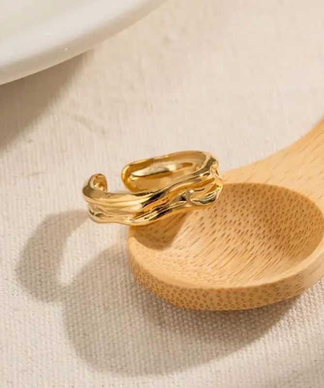 Waterproof Lava Lizzy Ring