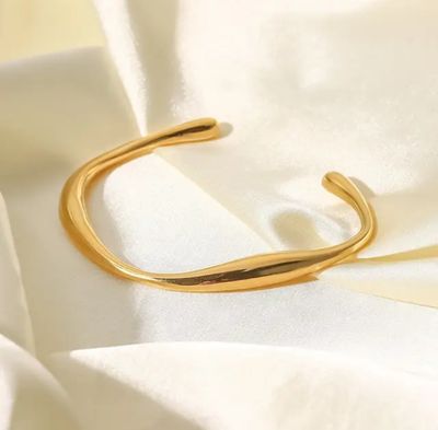 Waterproof Irregular Maisy Bangle