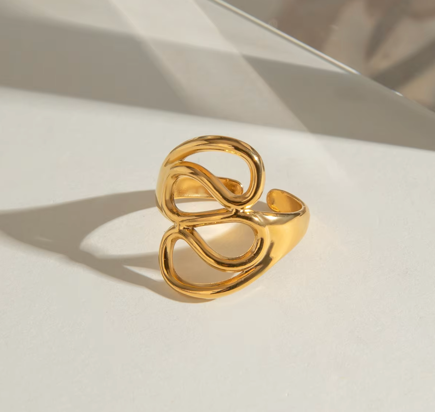 Waterproof Chunky Spiral Cynthia Ring