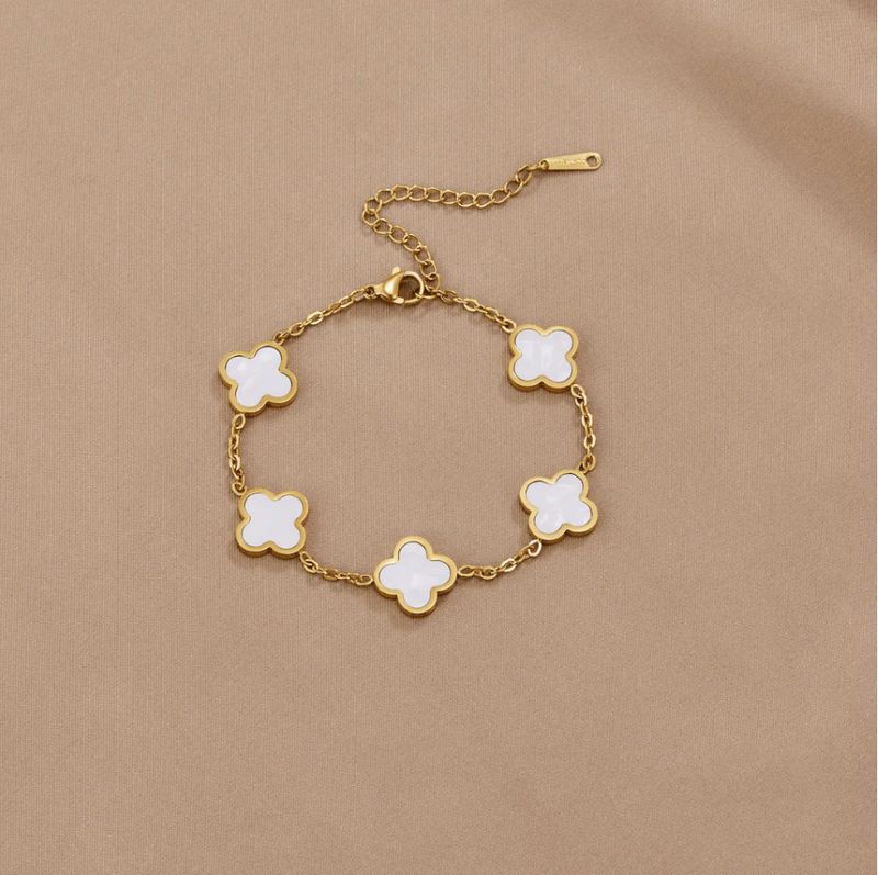 Waterproof White Clover Bracelet