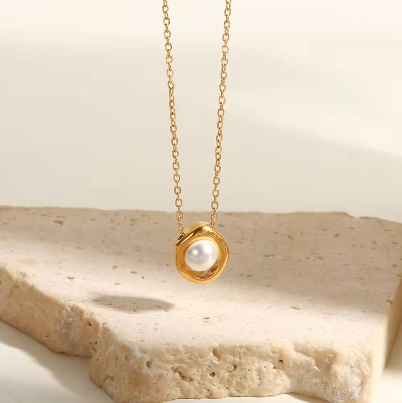 Waterproof Irregular Paved Pearl Aurora Necklace