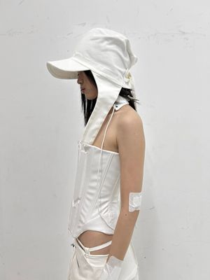 WOUND BABY HAT
