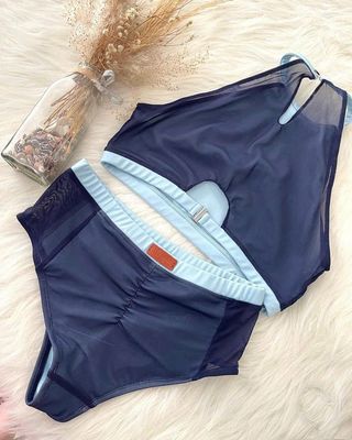 Libra - Blue Bottoms