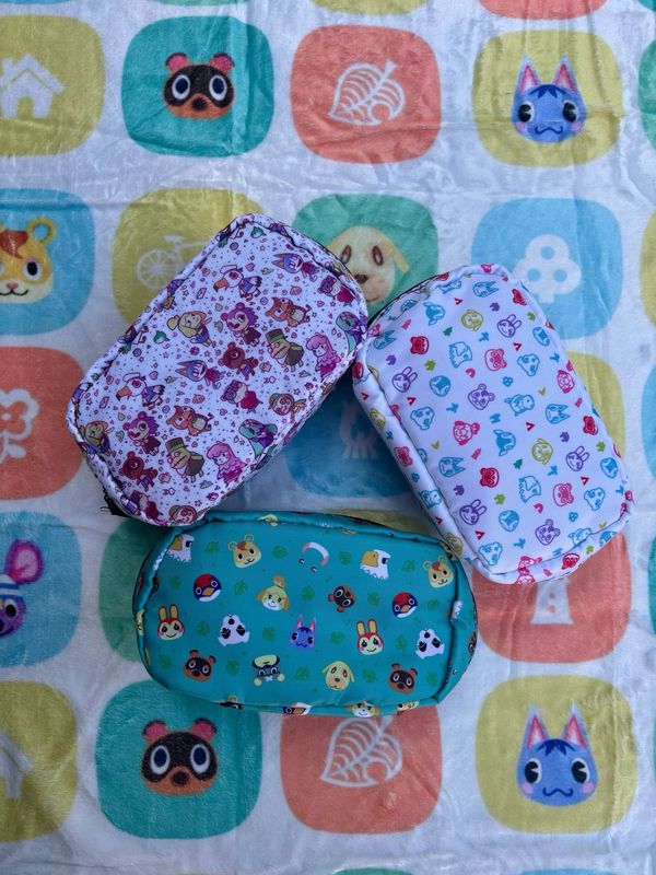 Animal Crossing Zipper Pouch