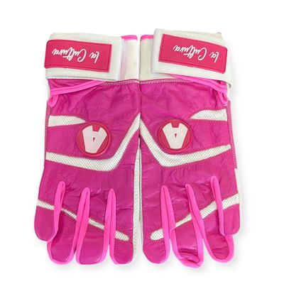 Color: Fuchsia + White